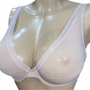 Victoria’s Secret underwire, unlined bra 34D